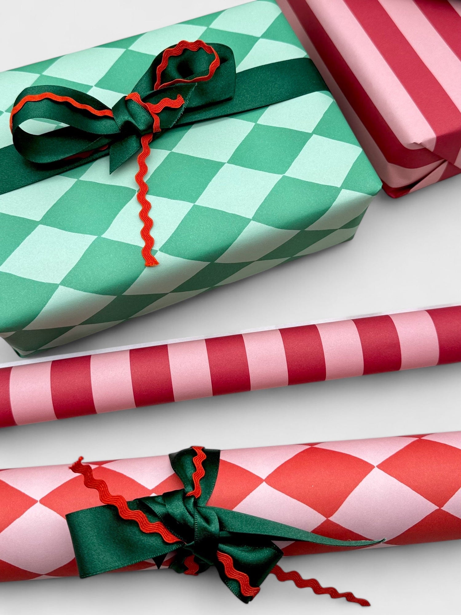 geometric patterned wrapping papers