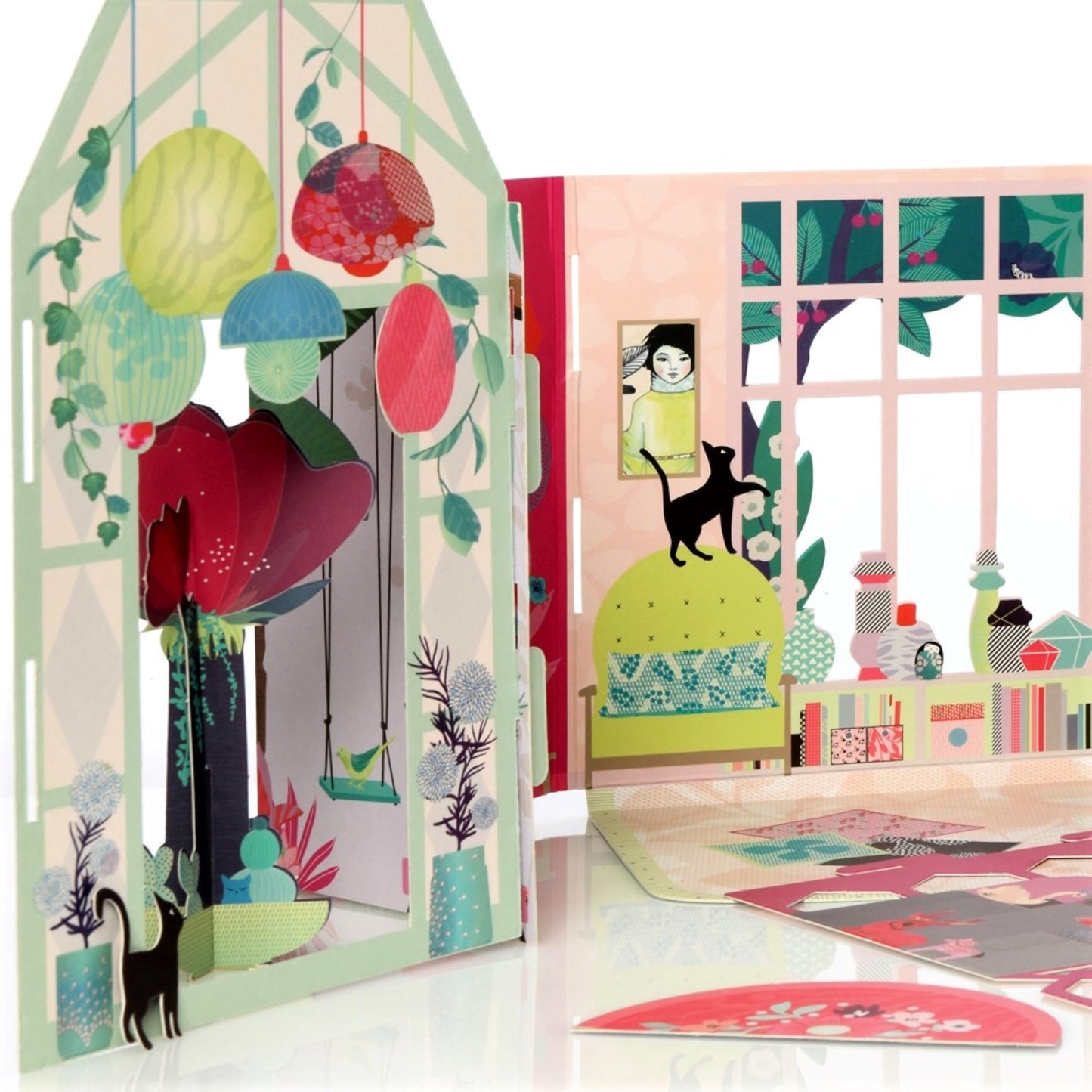 A paper doll's house kit by Mon Petit Art. La Maison, Bienvenue chez Izumi Idoia Zubia. Image of the colourful doll's house that can be created. Close-up